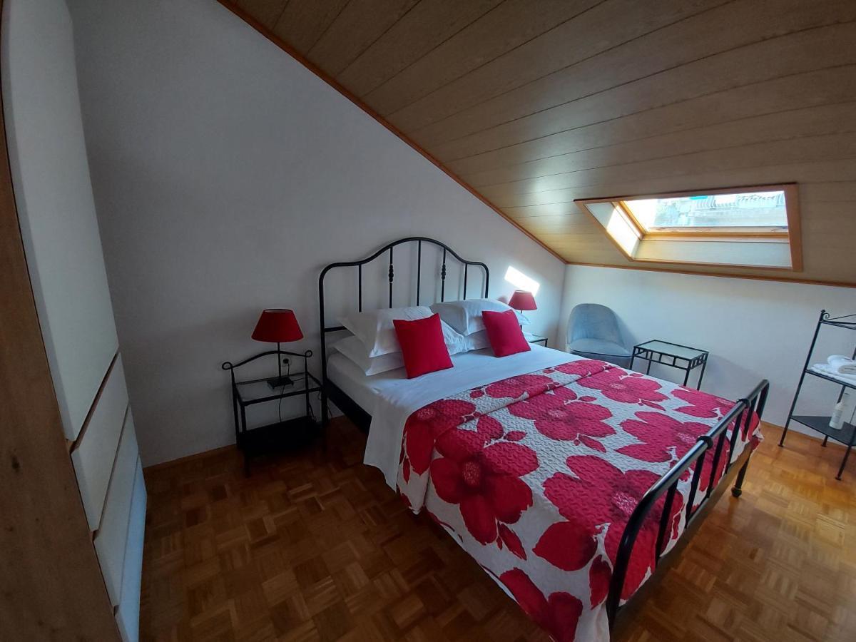 Apartments And Rooms Villa Dona Makarska Luaran gambar