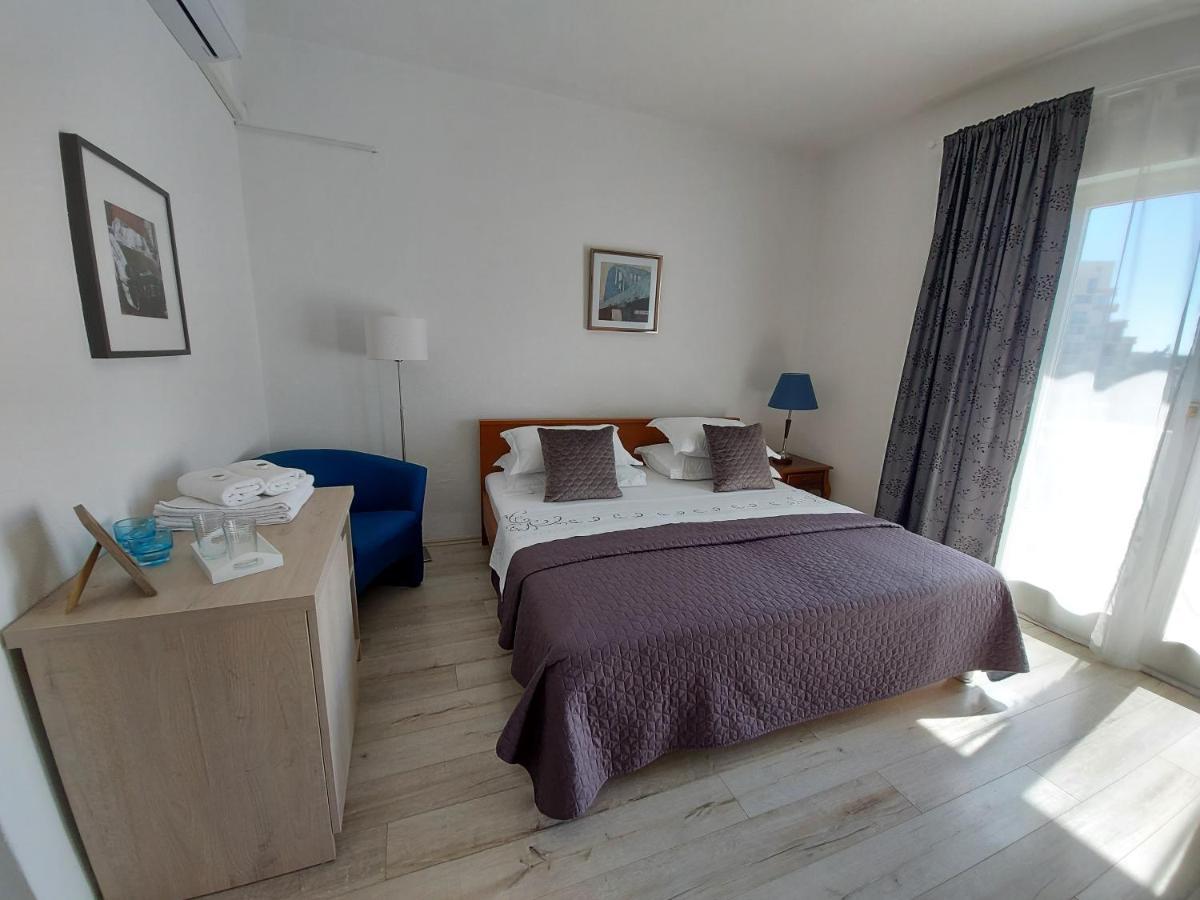 Apartments And Rooms Villa Dona Makarska Luaran gambar