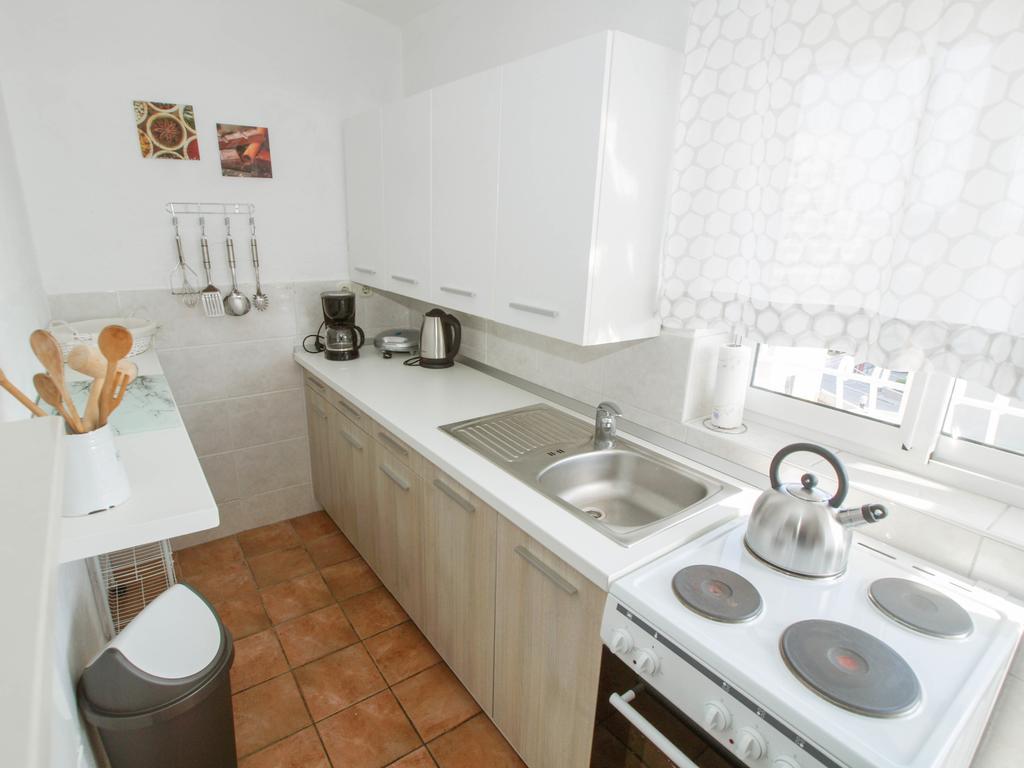Apartments And Rooms Villa Dona Makarska Luaran gambar