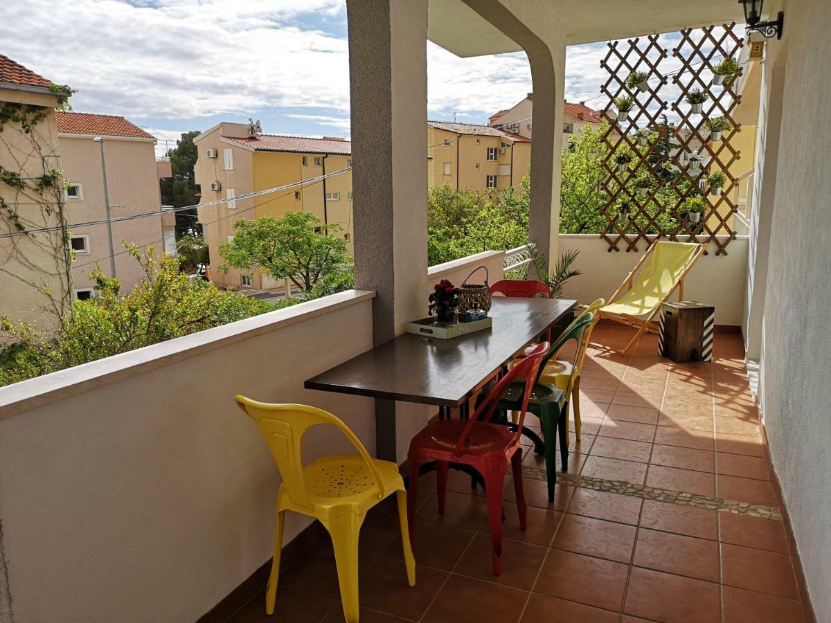 Apartments And Rooms Villa Dona Makarska Luaran gambar