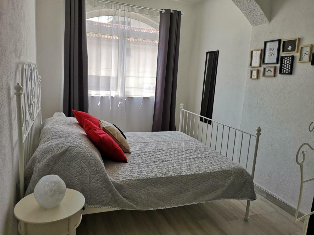 Apartments And Rooms Villa Dona Makarska Luaran gambar